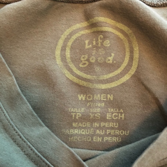2 /$18- Life is Good embroidered t-shirt - Picture 2 of 5